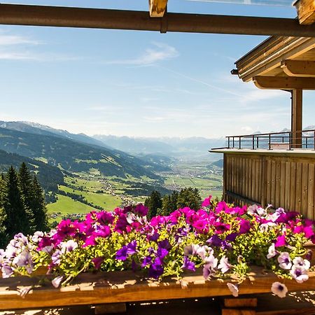Frieden Das Alpine Panorama Hotel Hochpillberg Exteriör bild