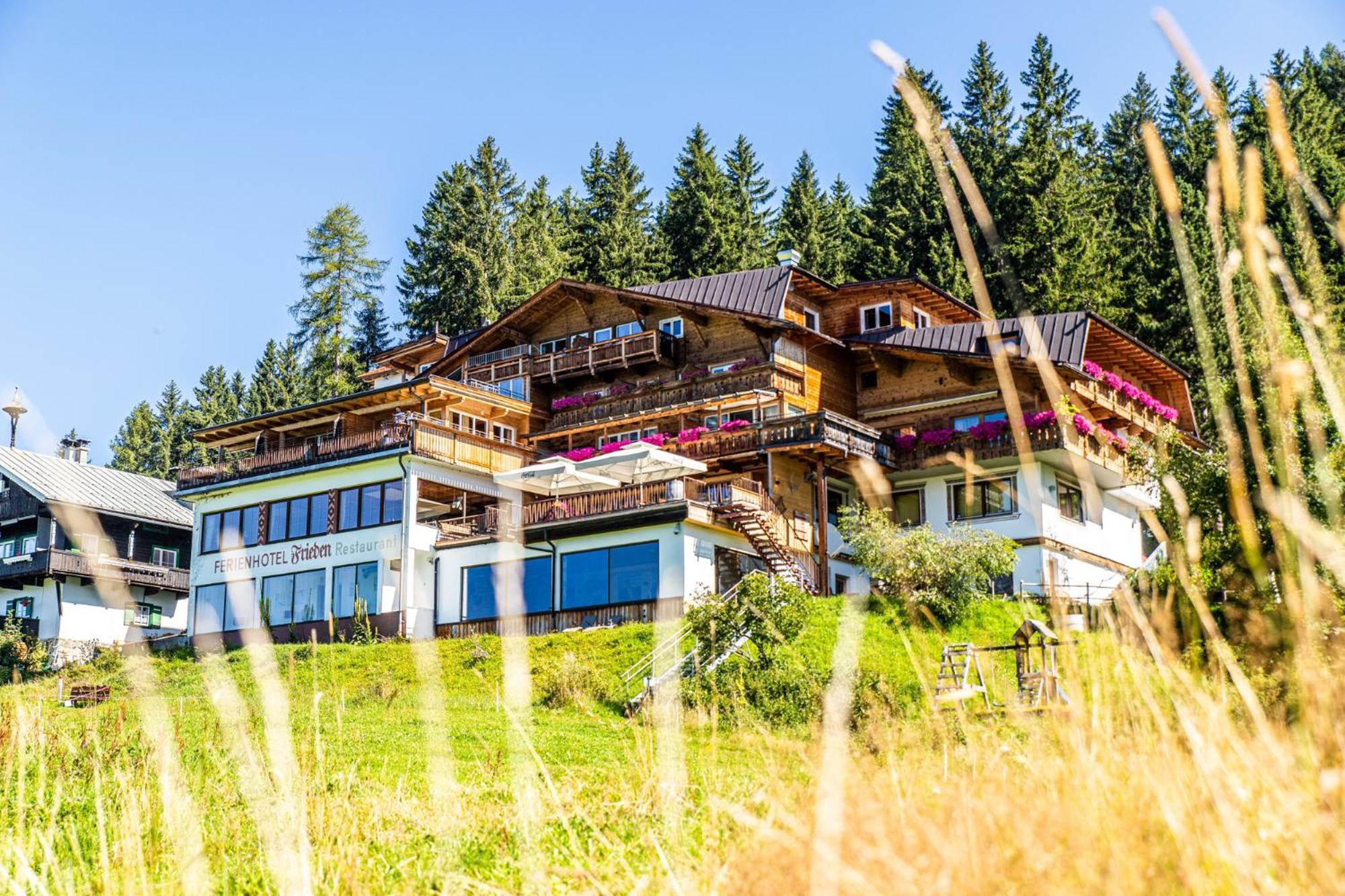 Frieden Das Alpine Panorama Hotel Hochpillberg Exteriör bild