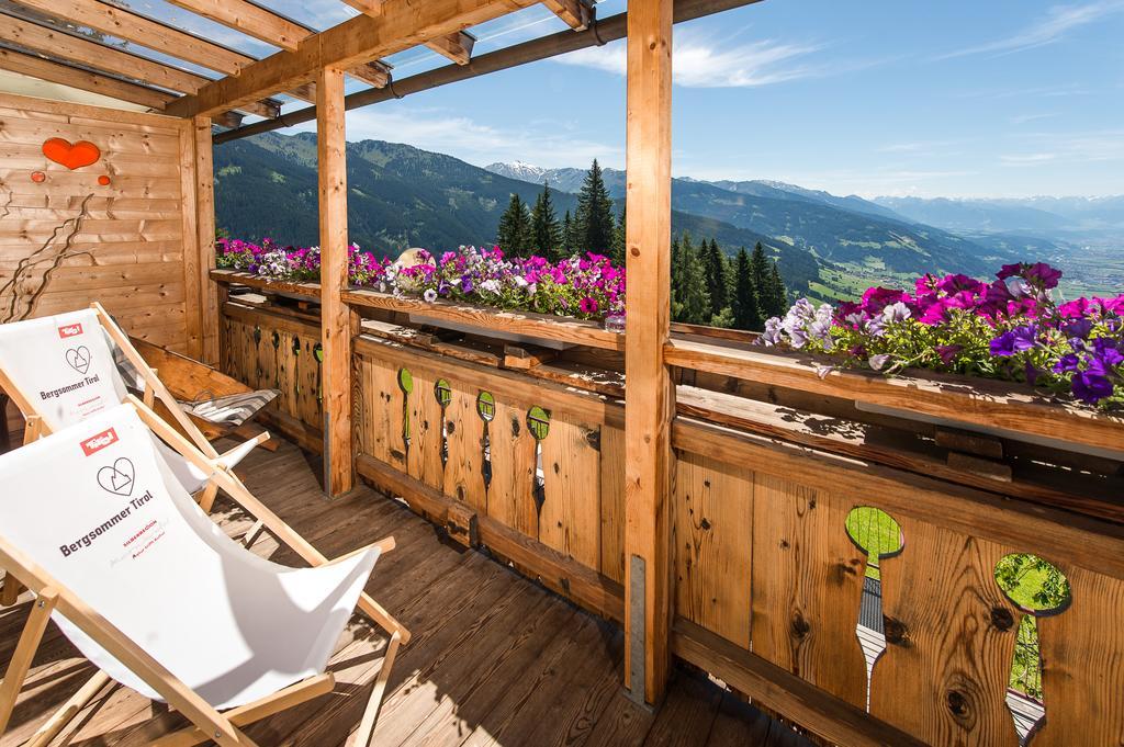 Frieden Das Alpine Panorama Hotel Hochpillberg Exteriör bild