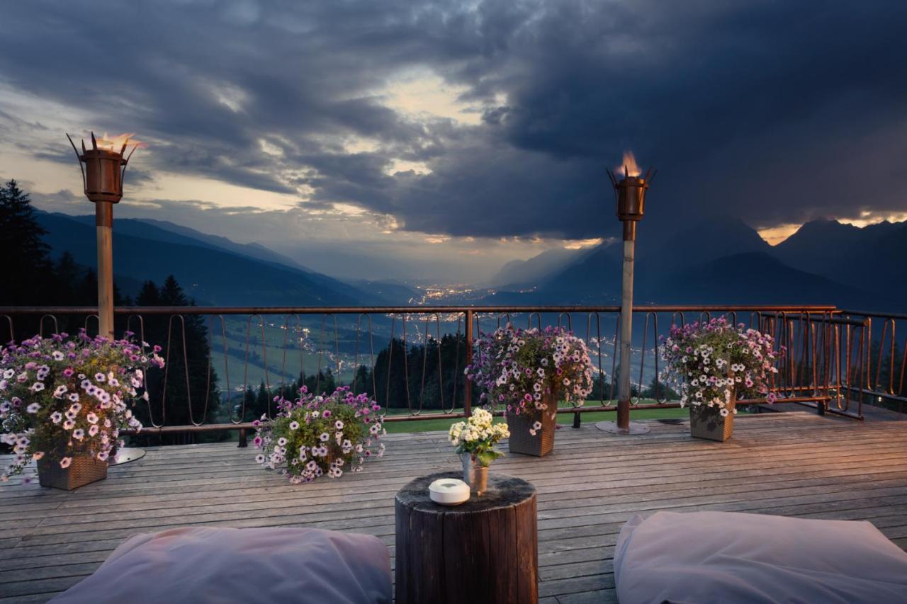 Frieden Das Alpine Panorama Hotel Hochpillberg Exteriör bild
